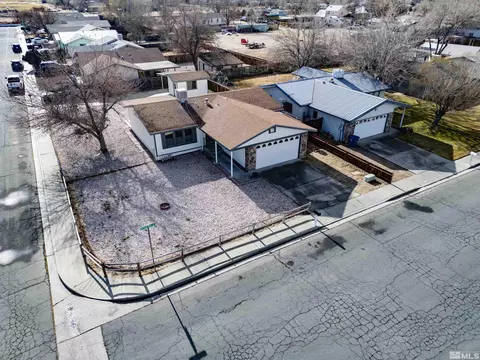 1925 Franklin St, Fallon, NV 89406 photo 2