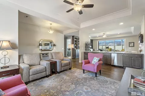 9813 Dyevera Ln, Reno, NV 89521 photo 2
