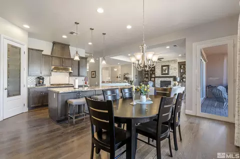 9813 Dyevera Ln, Reno, NV 89521 photo 4