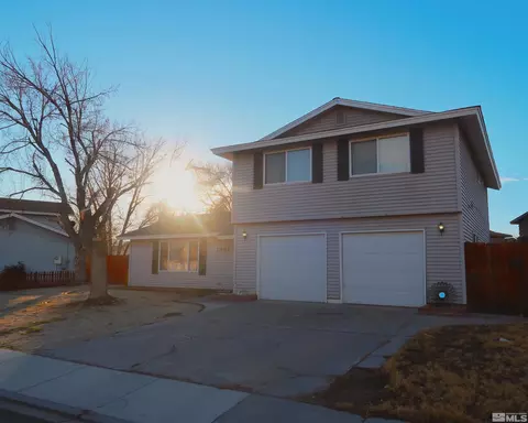 1947 Rizzo Dr, Sparks, NV 89434