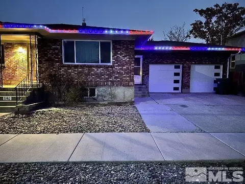 582 E St, Sparks, NV 89431 photo 2