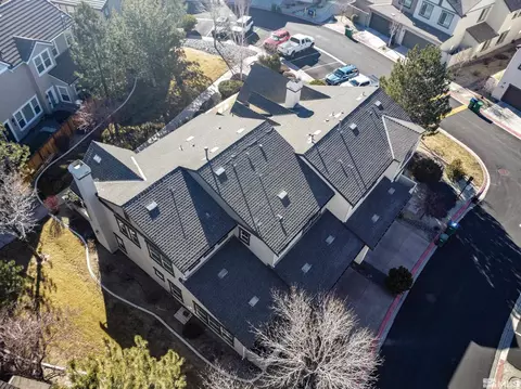 2104 Falling Star Loop, Reno, NV 89523 photo 5