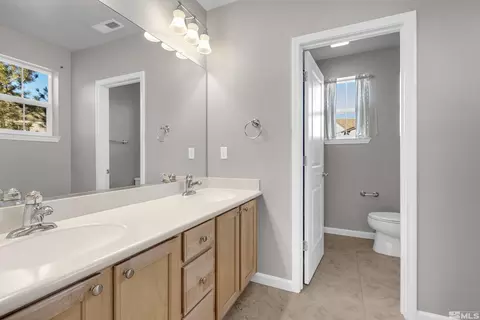 2104 Falling Star Loop, Reno, NV 89523 photo 32