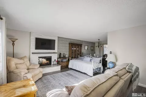 2830 Everett Dr, Reno, NV 89503 photo 5