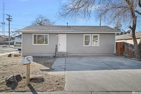 98 Ferguson St, Fallon, NV 89406