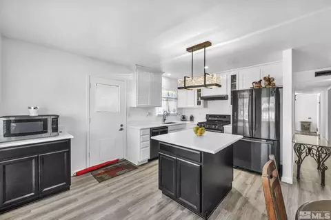 9 E K St, Sparks, NV 89431 photo 2