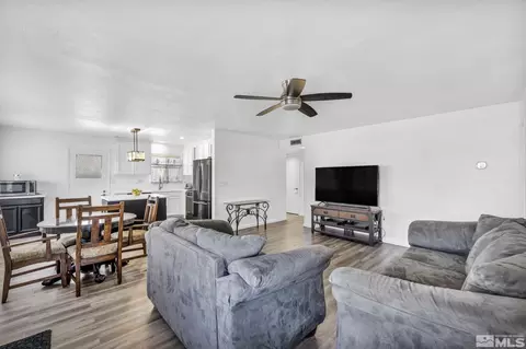 9 E K St, Sparks, NV 89431 photo 6