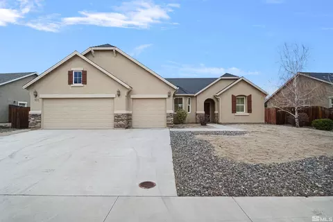 165 Oakridge Dr, Dayton, NV 89403