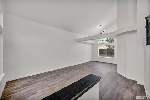 2510 Wolf Creek Dr, Reno, NV 89523 photo 7