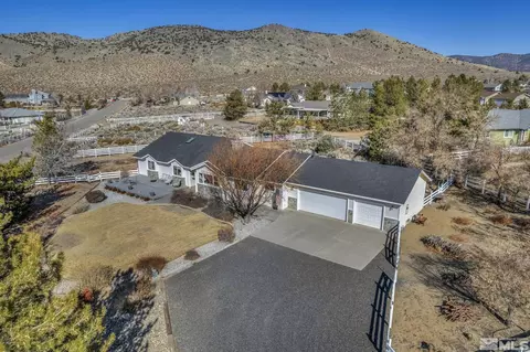 1554 Gloria Way, Minden, NV 89423