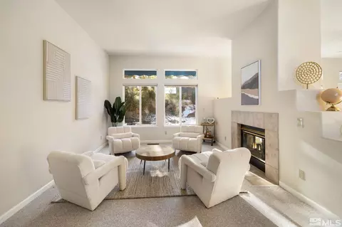 5015 E Albuquerque Rd, Reno, NV 89511 photo 2