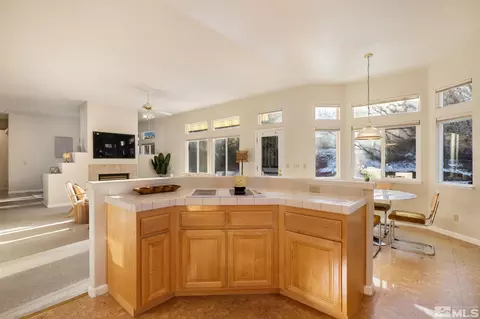 5015 E Albuquerque Rd, Reno, NV 89511 photo 9