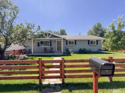 1572 County Rd, Minden, NV 89423
