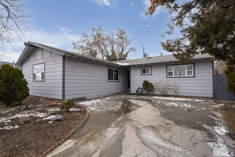 3501 Zion Ln, Reno, NV 89503