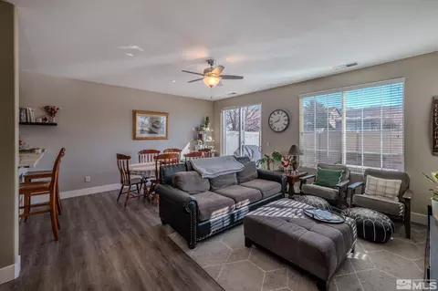 11024 Colton Dr, Reno, NV 89521 photo 4
