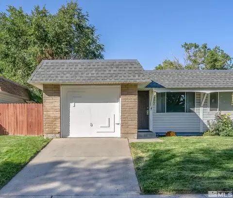 1672 Sue Way, Sparks, NV 89431