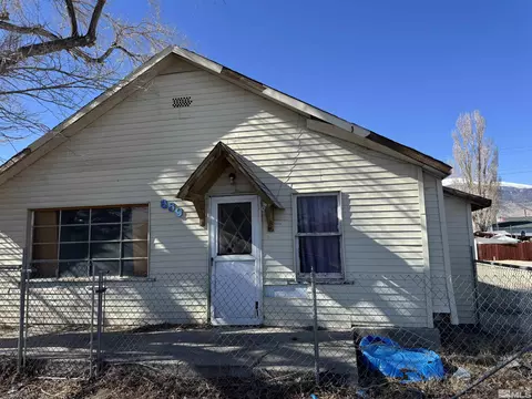 669 G St, Hawthorne, NV 89415