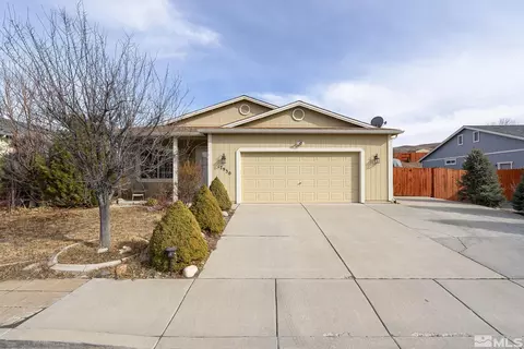 17930 Mama Bear Ct #--, Reno, NV 89508