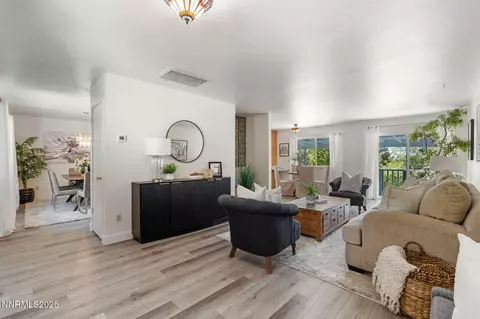 2285 Silky Sullivan Ln, Reno, NV 89502