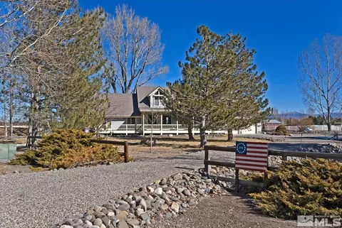 1015 Georgia Ln, Gardnerville, NV 89460
