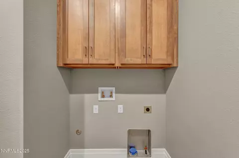 3863 Cambria Lp, Carson City, NV 89703 photo 13