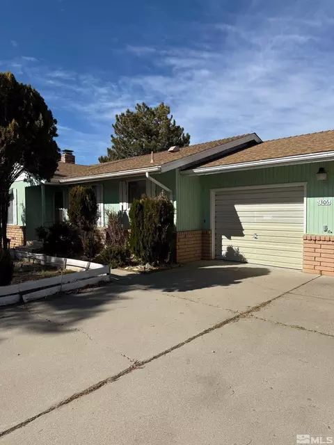 1306 S Riverview Dr, Gardnerville, NV 89460