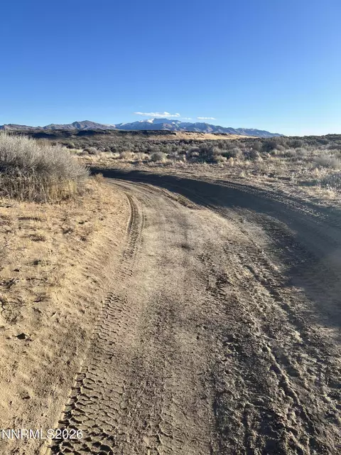 06068114 Near Dutch, Winnemucca, NV 89445