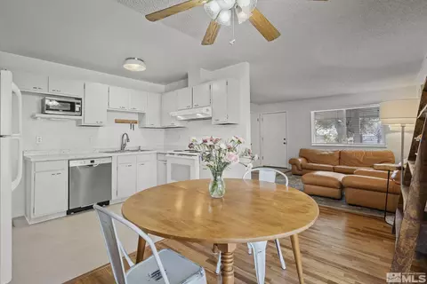 1370 Beldon Way, Reno, NV 89503 photo 9