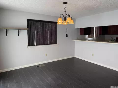 863 Folsom Ct, Carson City, NV 89705 photo 5