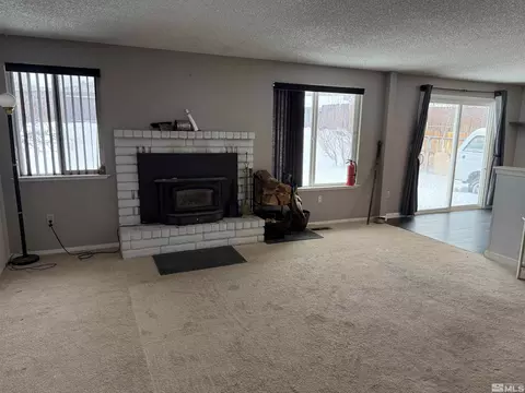 863 Folsom Ct, Carson City, NV 89705 photo 3