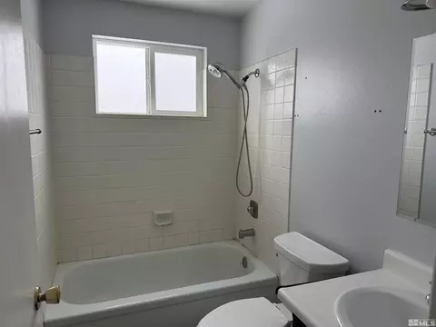 863 Folsom Ct, Carson City, NV 89705 photo 12