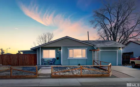 3213 Pine Ln, Carson City, NV 89706