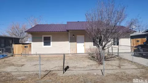 121 Hermansen St, Hawthorne, NV 89415