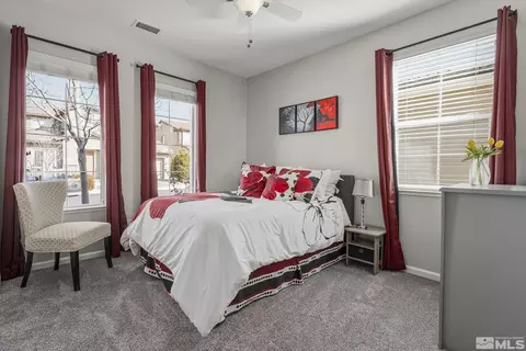 1860 Dutch Draft Dr, Reno, NV 89521 photo 2