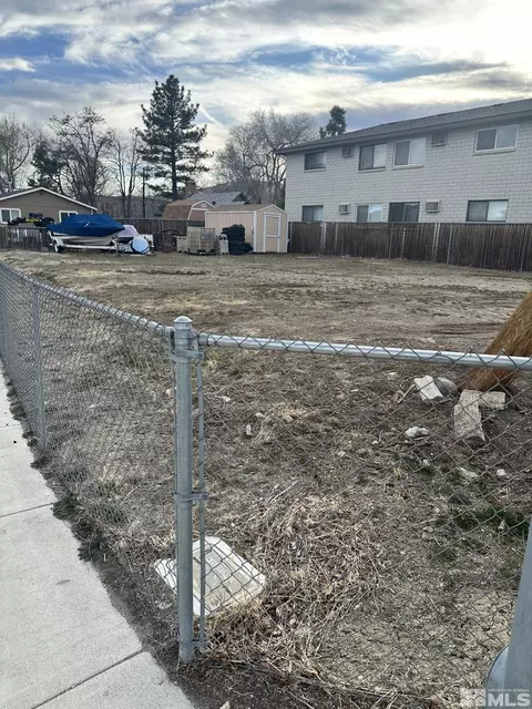1310 N Roop St, Carson City, NV 89706