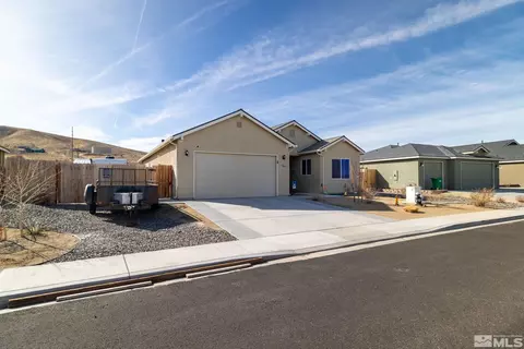 1767 Canal Dr, Fernley, NV 89408