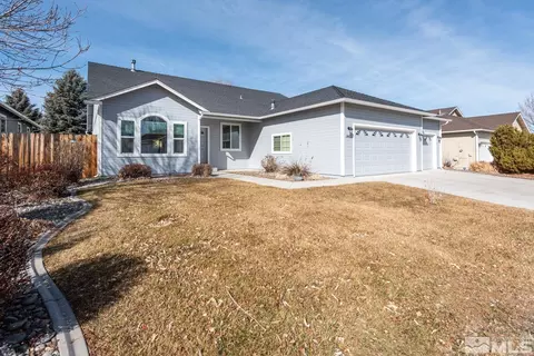 1442 Cardiff Dr, Gardnerville, NV 89410