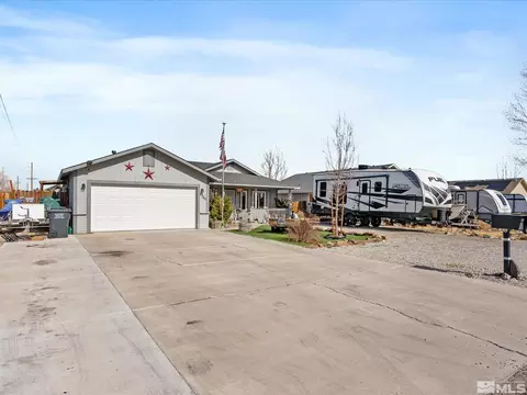 2760 Carol Dr, Fallon, NV 89406