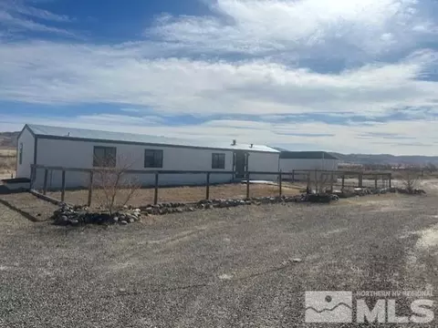 140 N Bybee Ln, Yerington, NV 89447