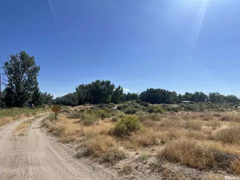 5839 Macpherson Ln, Fallon, NV 89406 photo 2