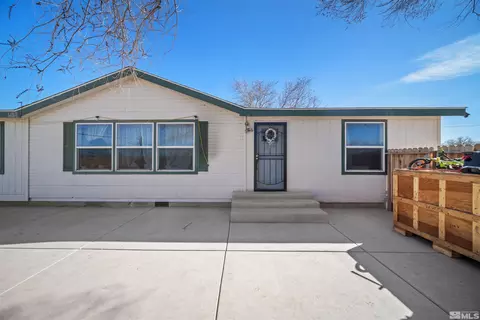 1088 Scott Dr, Fernley, NV 89408