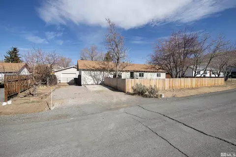 3615 Gull St, Reno, NV 89508