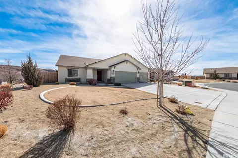 341 Moab Ct, Dayton, NV 89403