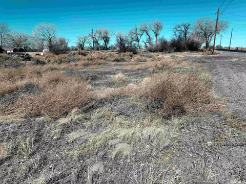 2020 Blues Ct, Fallon, NV 89406