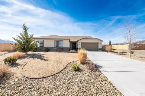 321 Moab Ct, Dayton, NV 89403