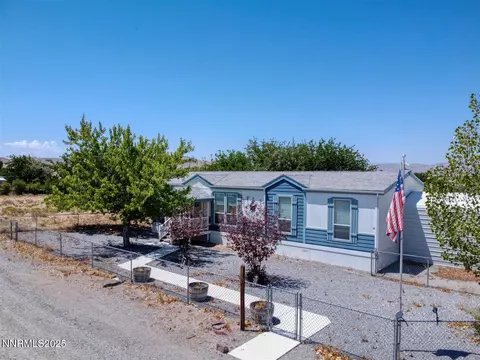 50 Whiteface Ln, Yerington, NV 89447
