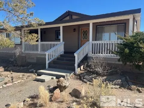 36 Shirley Ln, Yerington, NV 89447