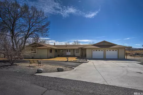 2677 Highland Dr, Fallon, NV 89406