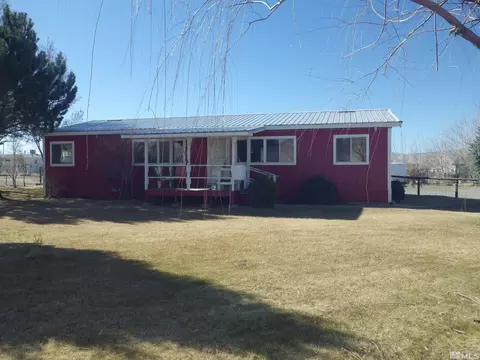 5870 Karen Dr, Winnemucca, NV 89445