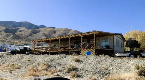 414 Cottonwood Dr, Walker Lake, NV 89415